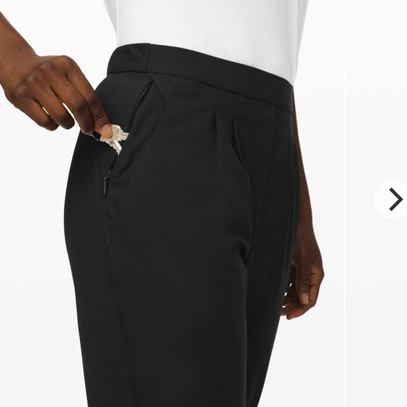 nwt lululemon essential HR trouser black - Picture 2 of 14